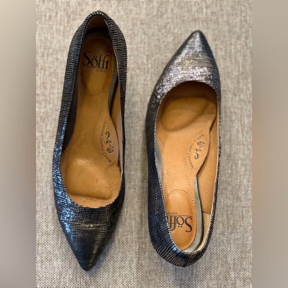 Sofft Black Metallic Textured Pointed Toe Kitten Heel Pumps Size 9 Comfort Shoe